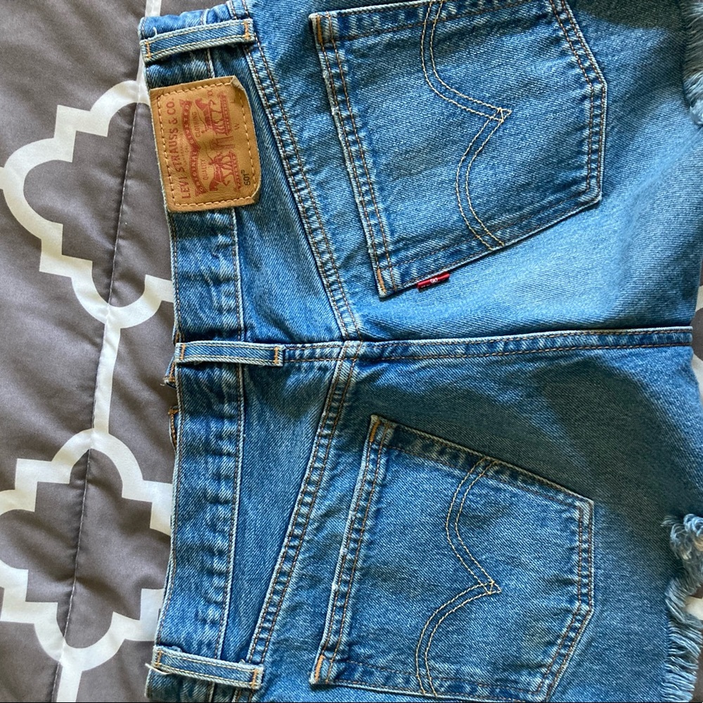 Levi’s shorts